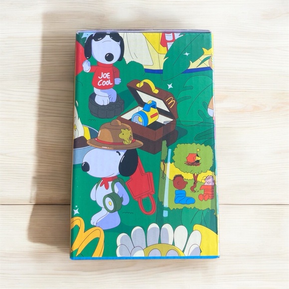 NEW Sealed McDonald's Peanuts/Hello Kitty Glass 2024 Collection Limited Edition - Picture 1 of 6